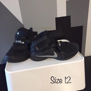 Boys Lebron James- Nike shoes